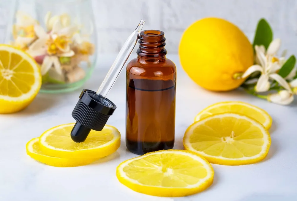 Lemon essential oil, essential oils for cold and flu. 