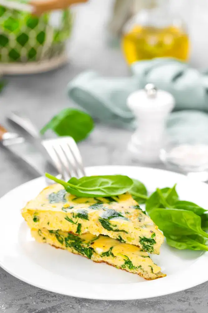 Eggs and spinach, anti-inflammatory food