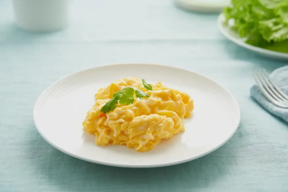 Scrambled Eggs with Cottage Cheese