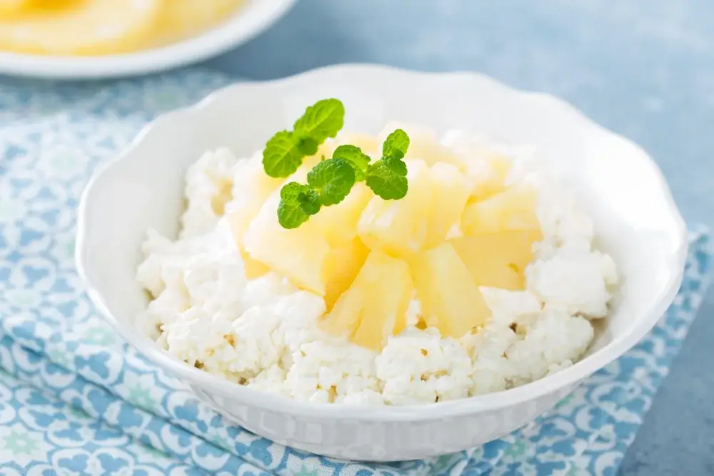 cottage cheese with pineapple