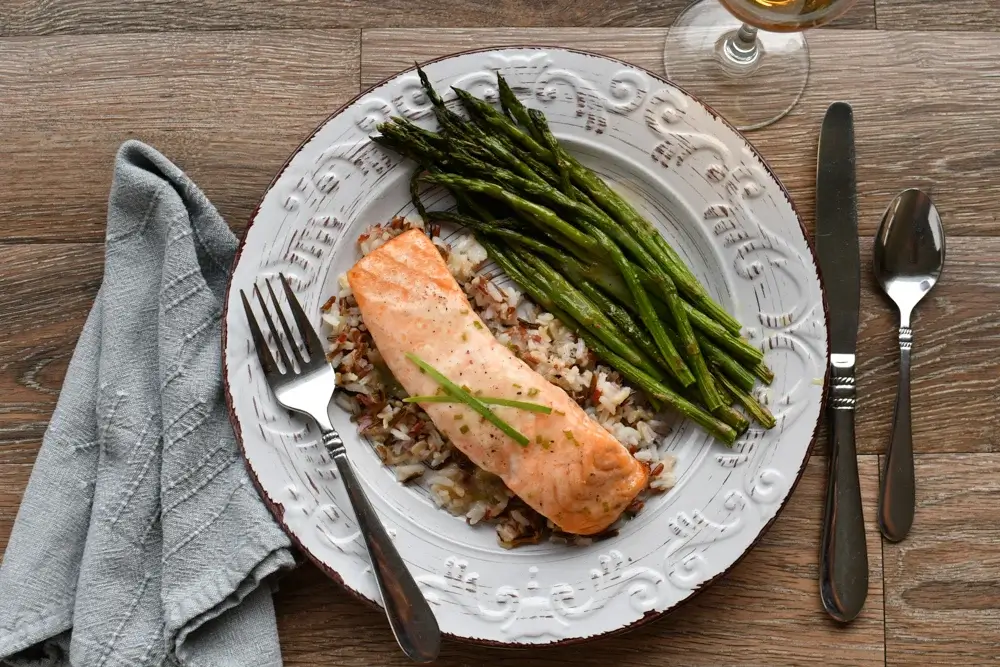 Salmon and asparagus