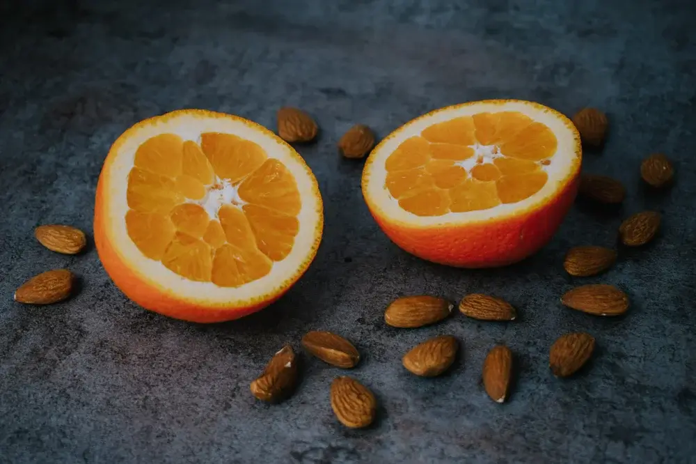 Orange and a handful of almonds