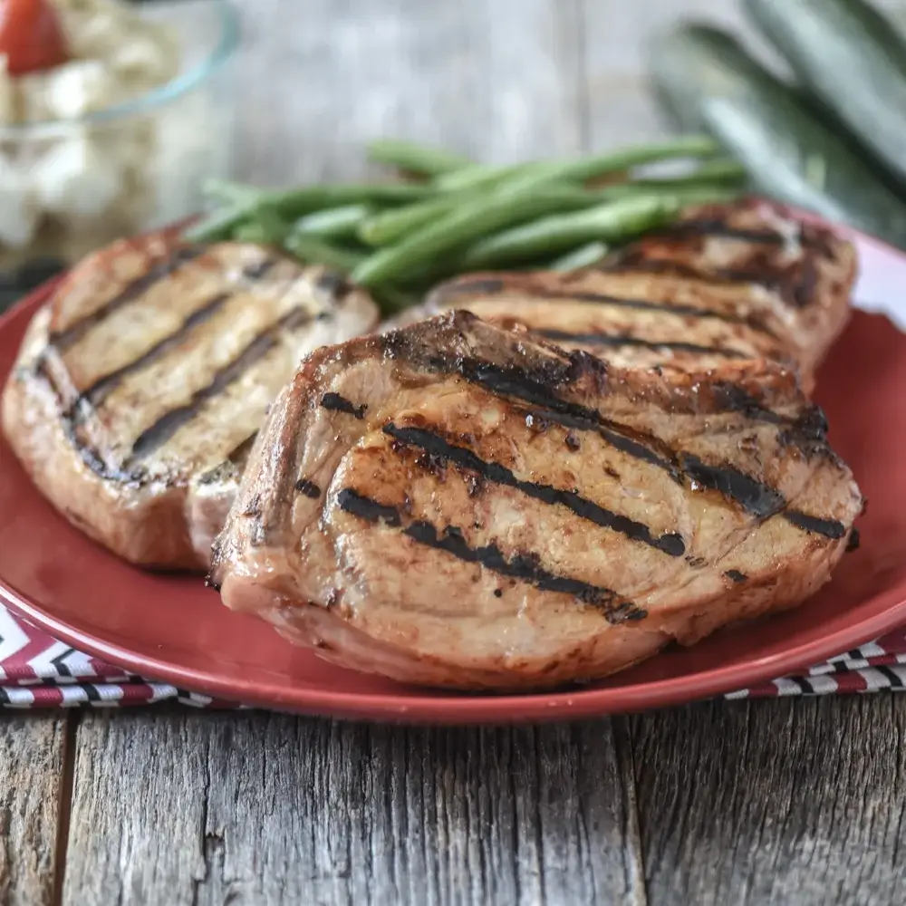 Pork Chops with Garlic Green Beans