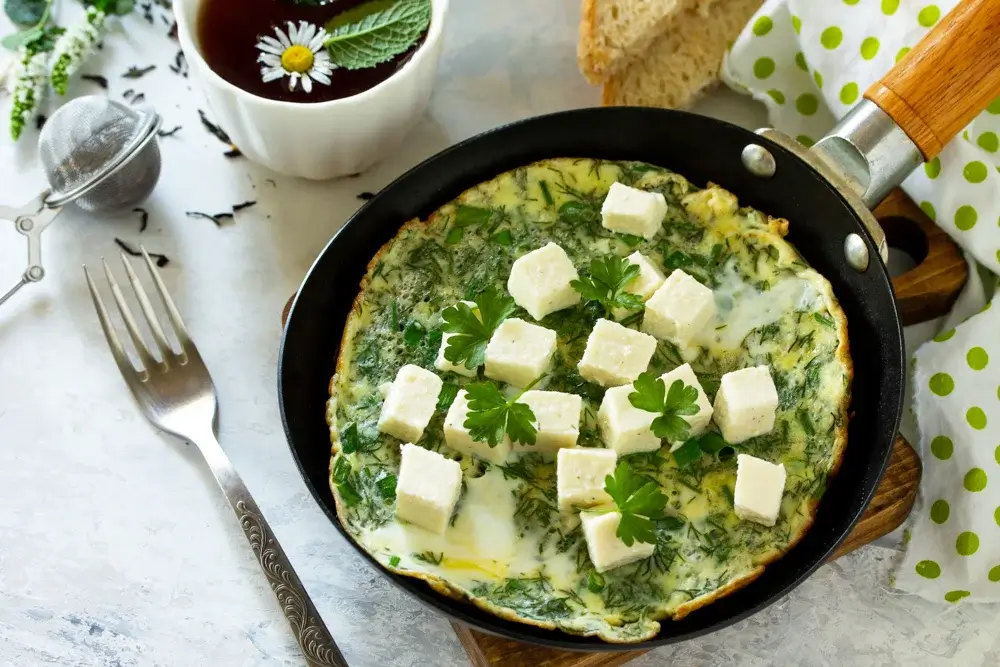 Spinach and feta omelet